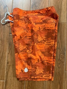 Stio Orange Camouflage CFS Board Shorts 10.5” / men’s 33 waist